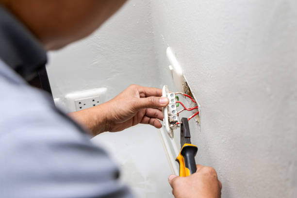 Best Circuit Breaker Repair  in Finneytown, OH